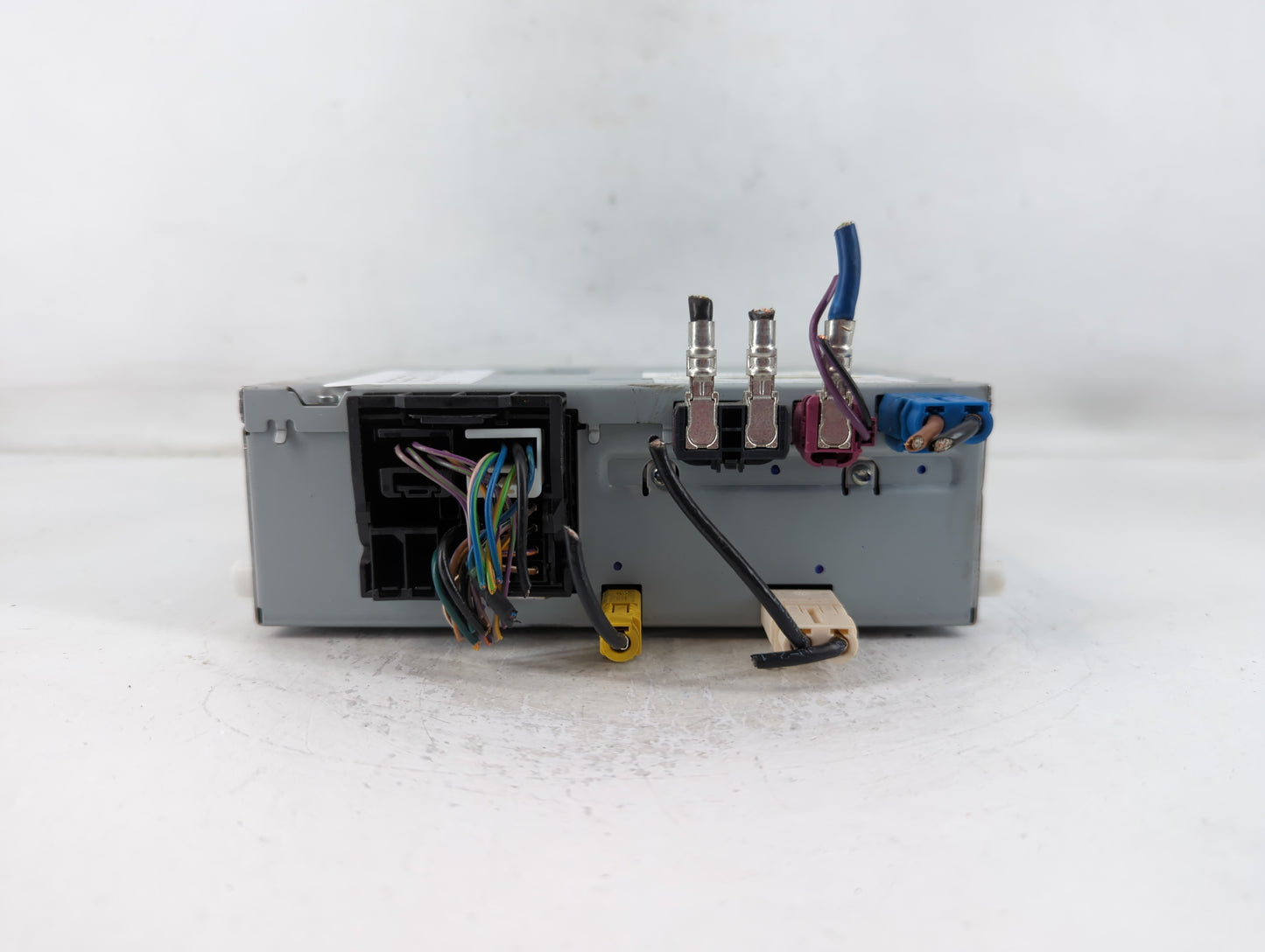 2017-2018 Jaguar Xe Radio AM FM Cd Player Receiver Replacement P/N:HX63-18K812-DB Fits Fits 2016 2017 2018 2019 OEM Used Aut