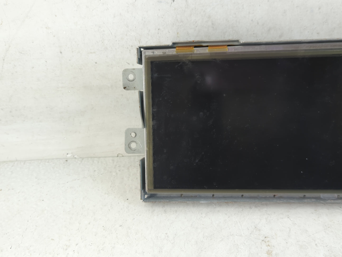 2017-2018 Jaguar Xe Information Display Screen - Oemusedautoparts1.com