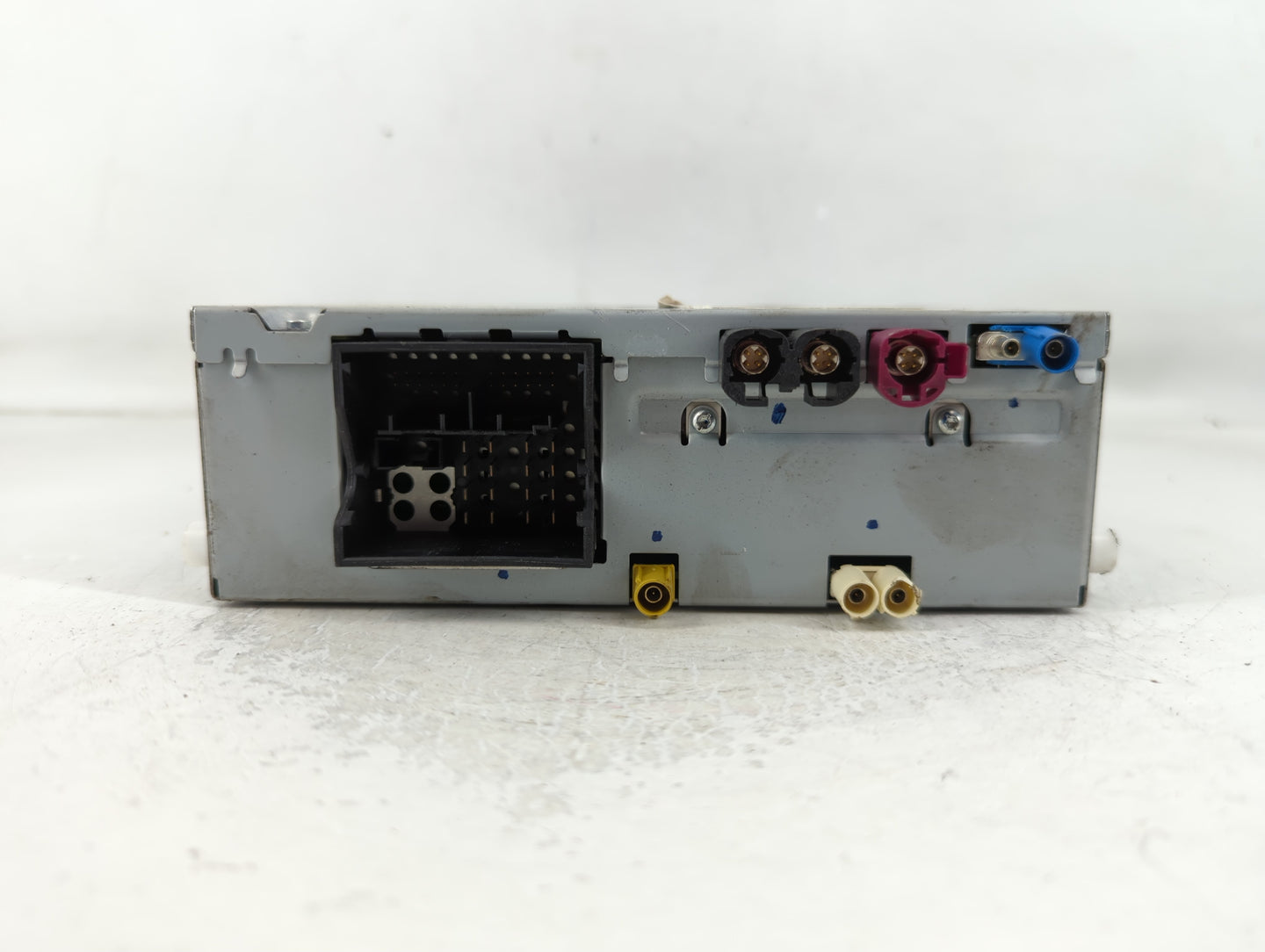 2017-2018 Jaguar Xe Radio AM FM Cd Player Receiver Replacement P/N:HX63-18K812-DB Fits Fits 2016 2017 2018 2019 OEM Used Aut
