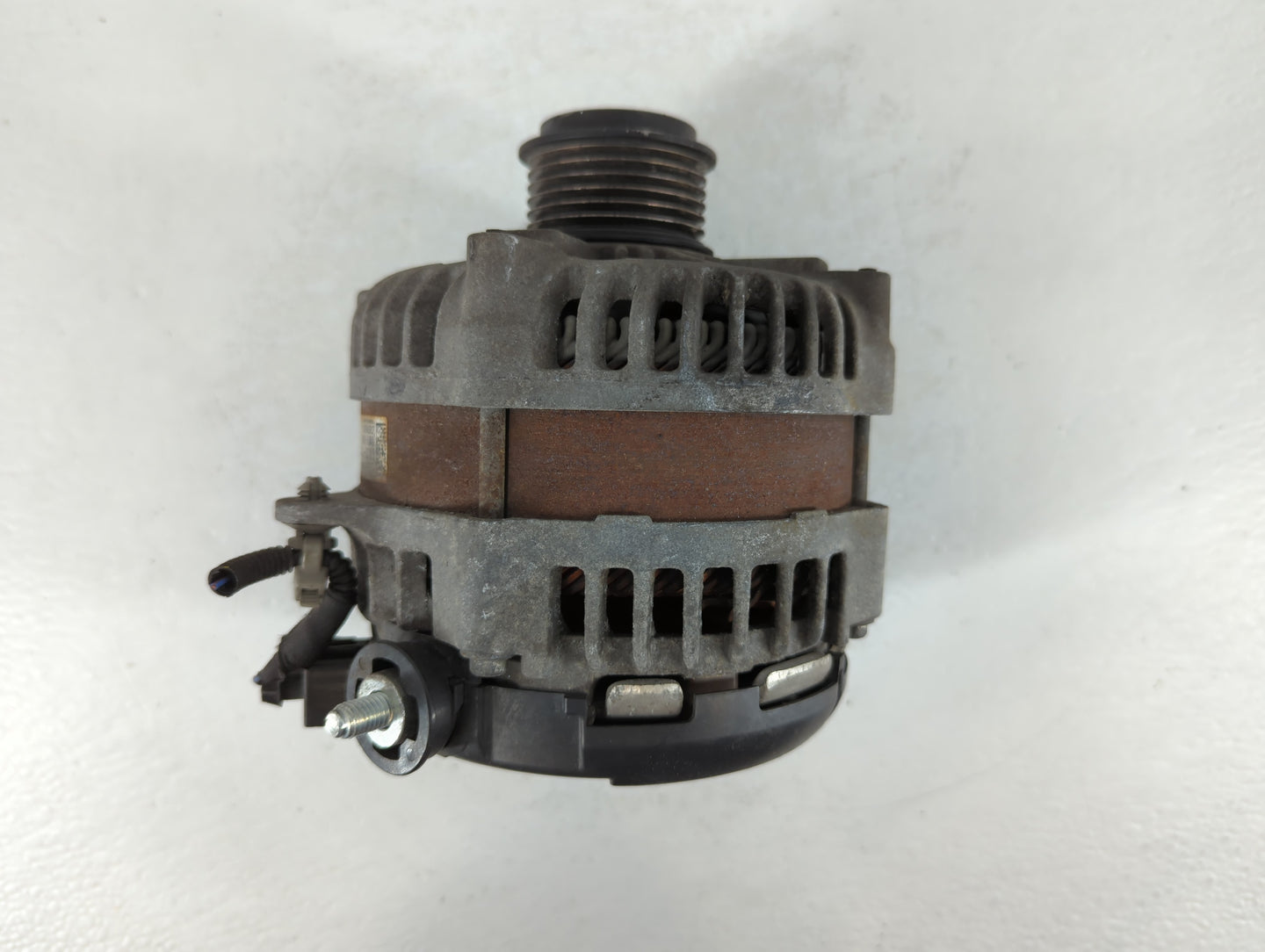 2017 Jaguar Xe Alternator Replacement Generator Charging Assembly Engine OEM P/N:GX73-10300-AB Fits OEM Used Auto Parts - Oe