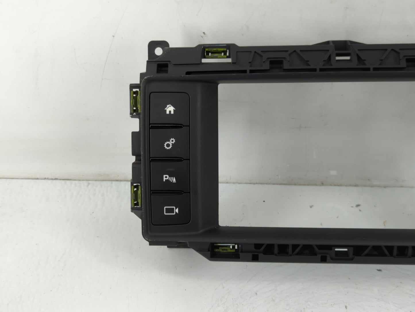 2017-2018 Jaguar Xe Radio AM FM Cd Player Receiver Replacement P/N:GX73-19F211-PB Fits Fits 2017 2018 OEM Used Auto Parts - 