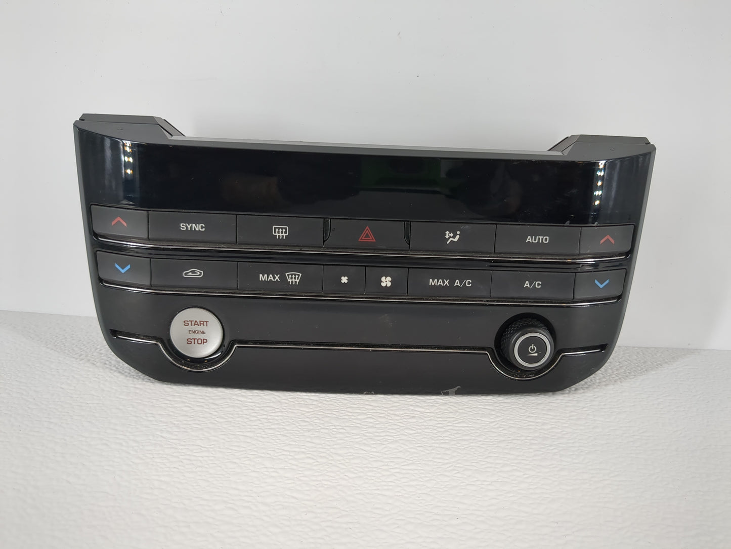 2016-2017 Jaguar Xf Climate Control Module Temperature AC/Heater Replacement P/N:GX63-18C858-LD Fits Fits 2016 2017 OEM Used