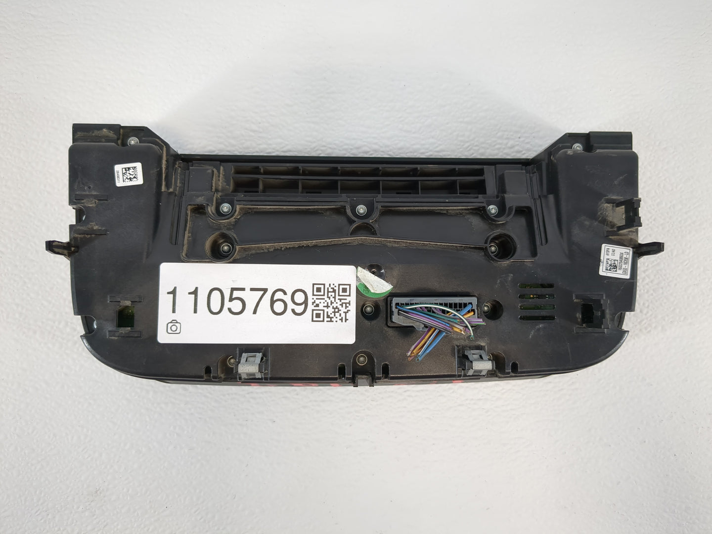 2016-2017 Jaguar Xf Climate Control Module Temperature AC/Heater Replacement P/N:GX63-18C858-LD Fits Fits 2016 2017 OEM Used