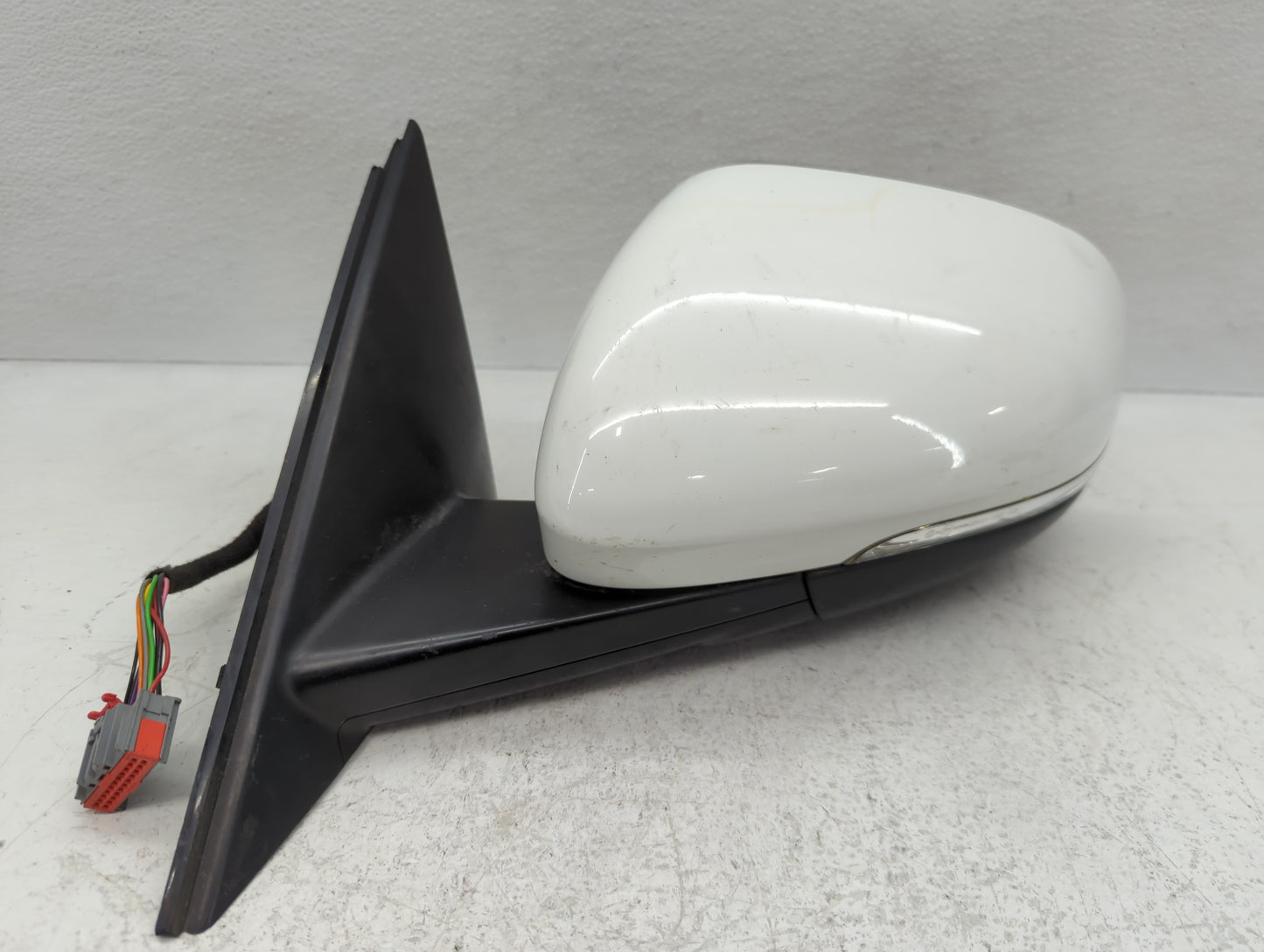 2017-2019 Jaguar Xf Driver Side View Mirror - Left Door Mirror OEM Used - Oemusedautoparts1.com