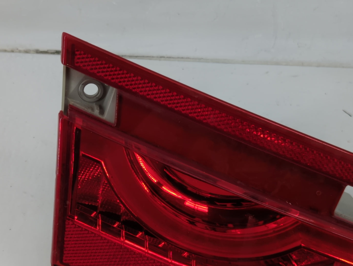 2016-2019 Jaguar Xf Tail Light Assembly Driver Left OEM P/N:GX63-15K273-AF Fits Fits 2016 2017 2018 2019 OEM Used Auto Parts