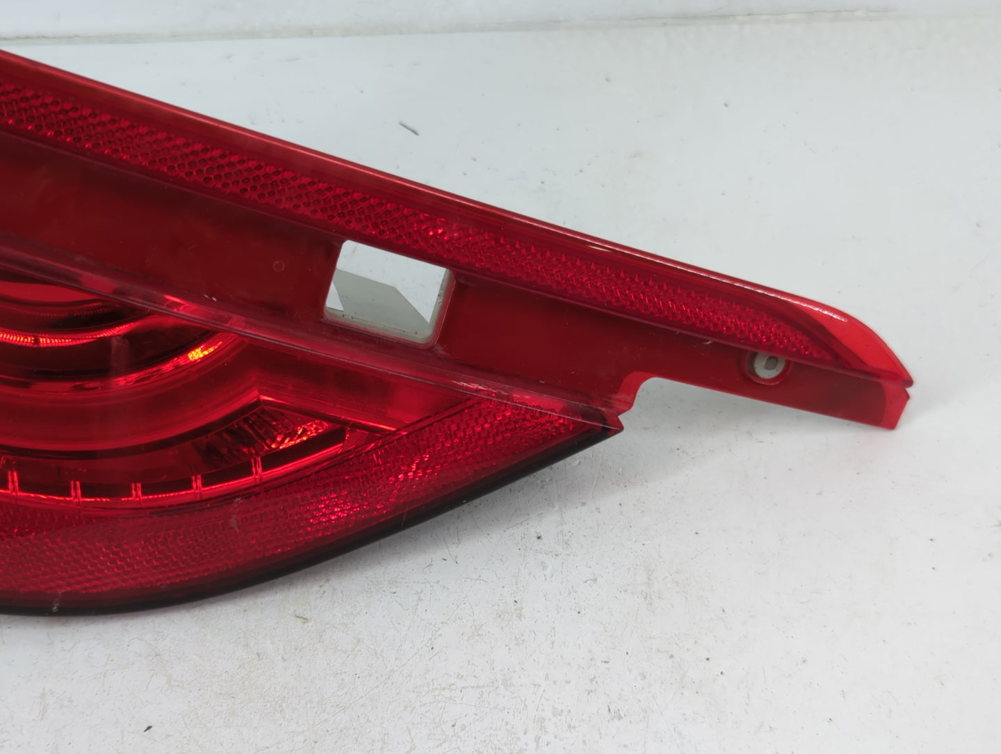 2016-2019 Jaguar Xf Tail Light Assembly Driver Left OEM P/N:GX63-15K273-AF Fits Fits 2016 2017 2018 2019 OEM Used Auto Parts