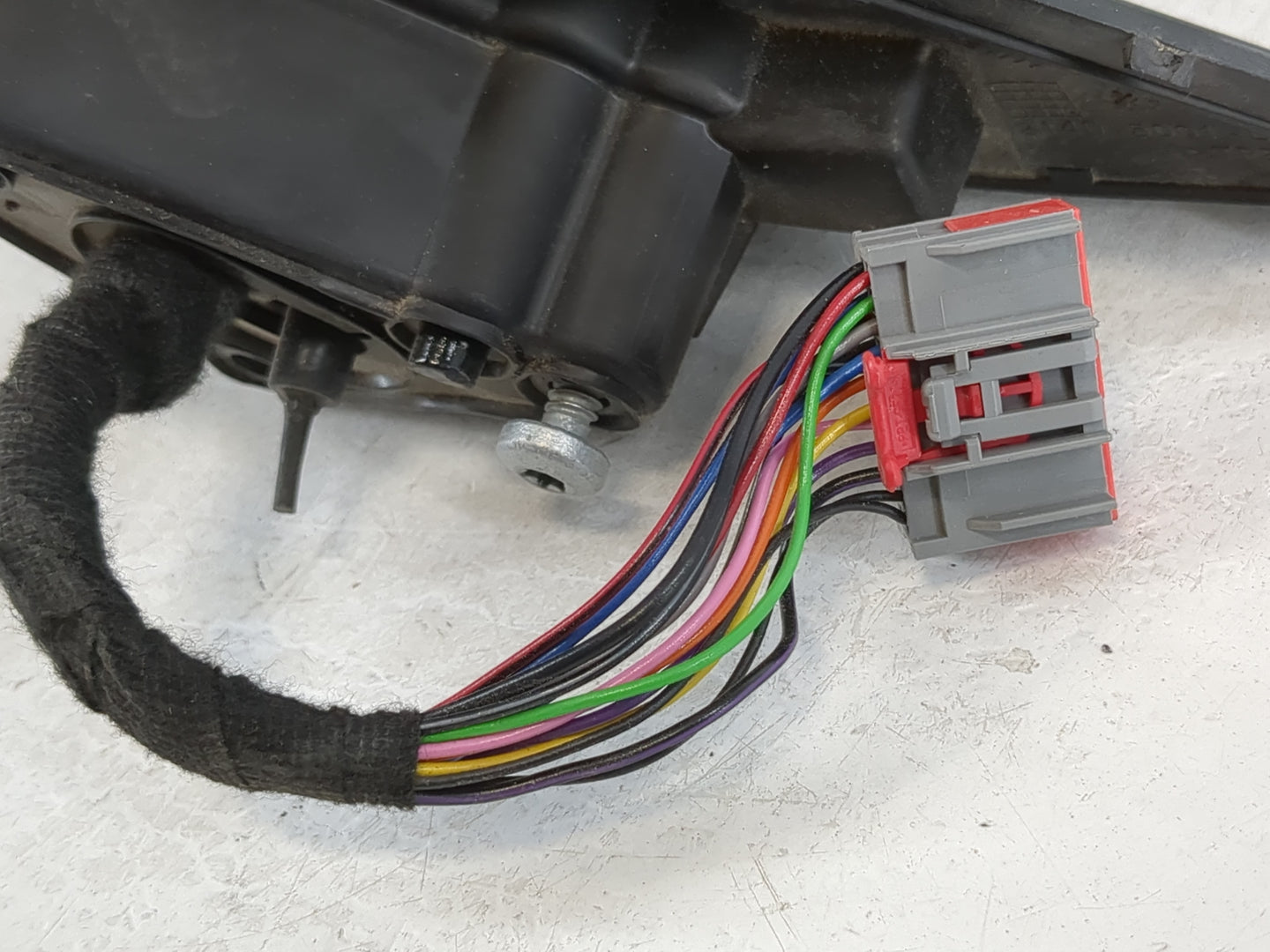 2016-2019 Jaguar Xf Driver Side View Mirror - Left Door Mirror OEM Used - Oemusedautoparts1.com