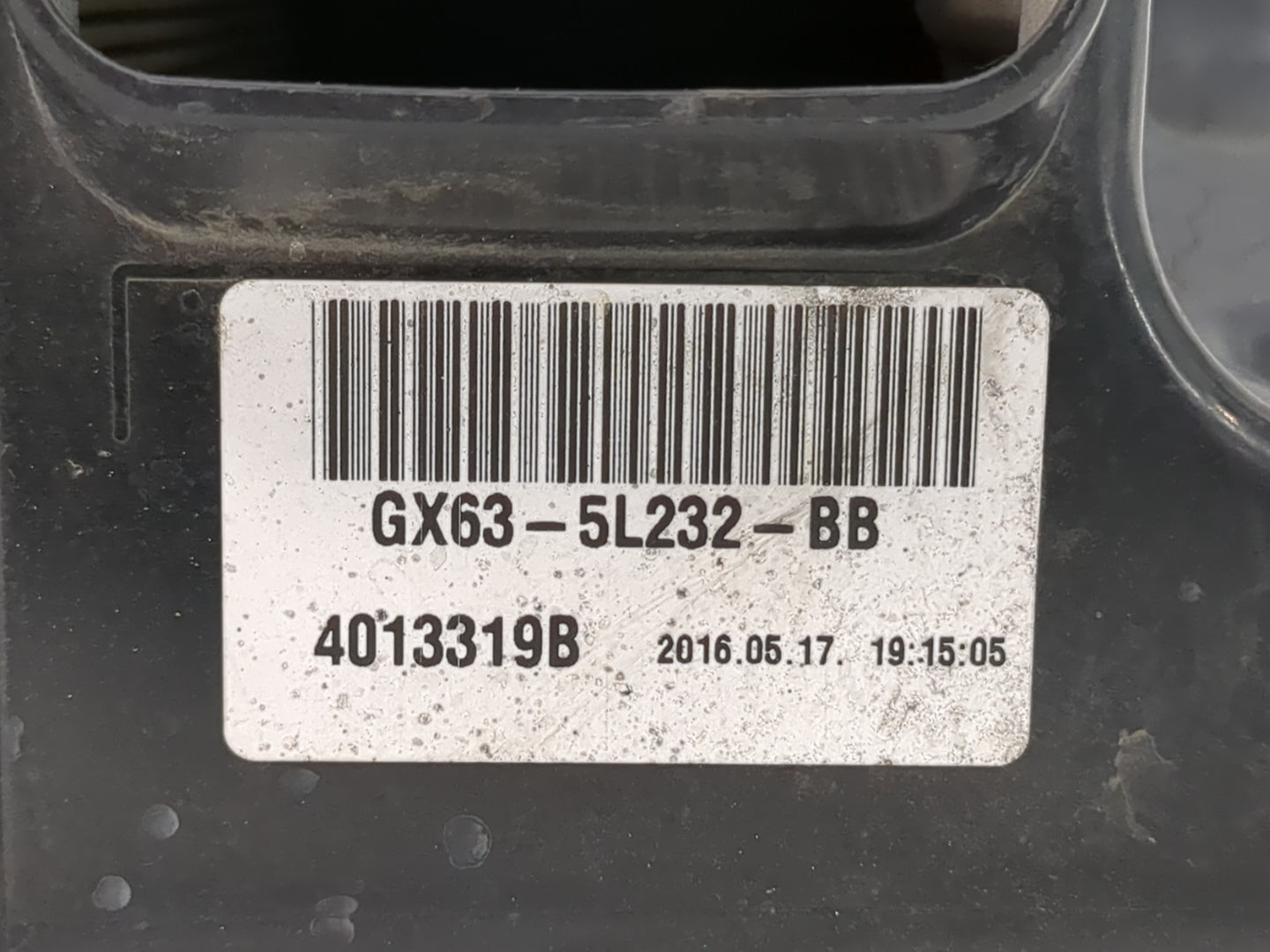 2016-2019 Jaguar Xf Air Cleaner Intake-duct Hose Tube - Oemusedautoparts1.com