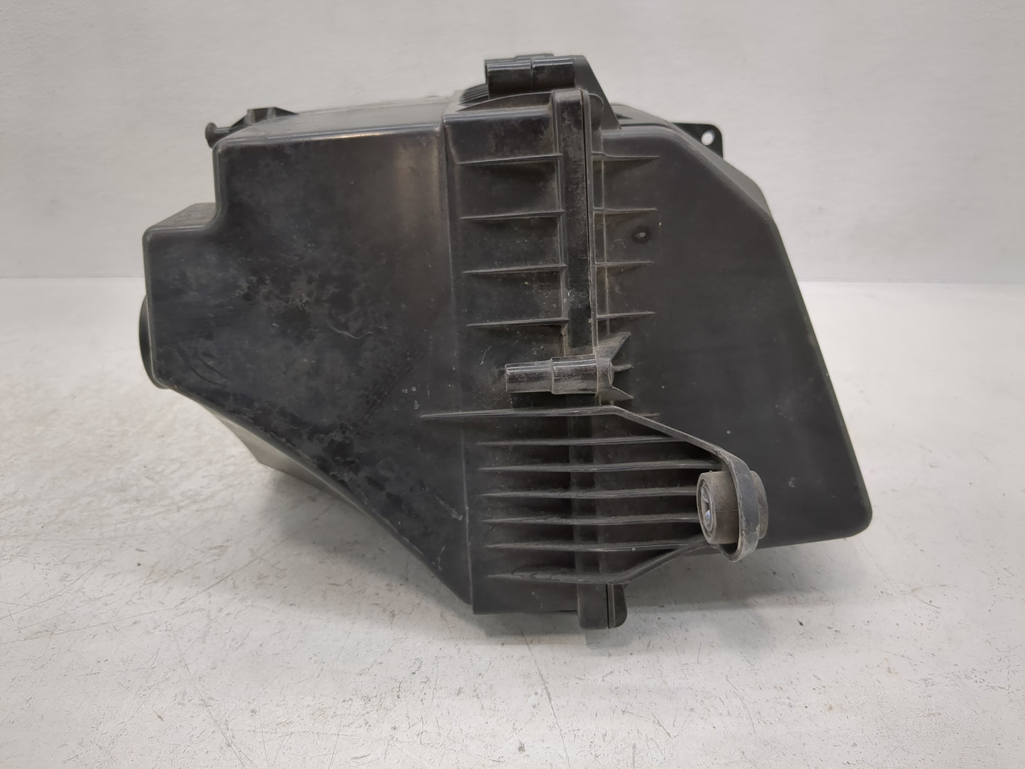 2016-2019 Jaguar Xf Air Cleaner Intake-duct Hose Tube - Oemusedautoparts1.com