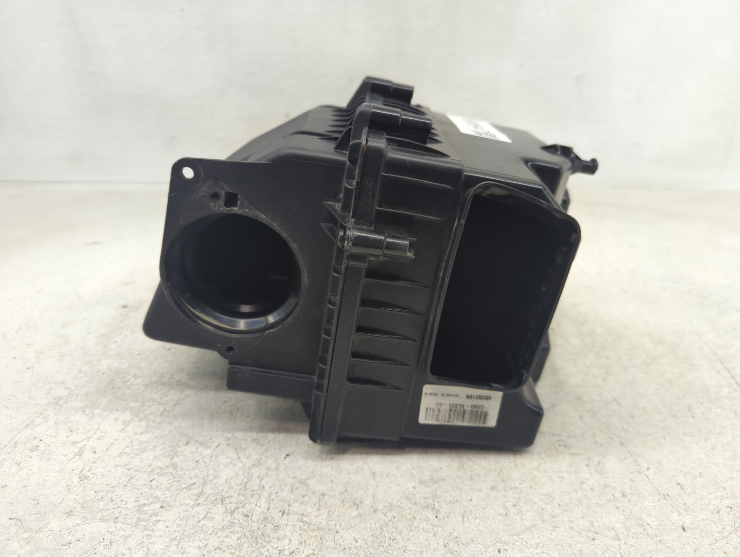2016-2019 Jaguar Xf Air Cleaner Intake-duct Hose Tube - Oemusedautoparts1.com