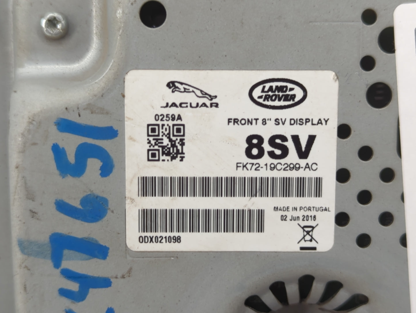 2014-2015 Jaguar Xf Information Display Screen - Oemusedautoparts1.com