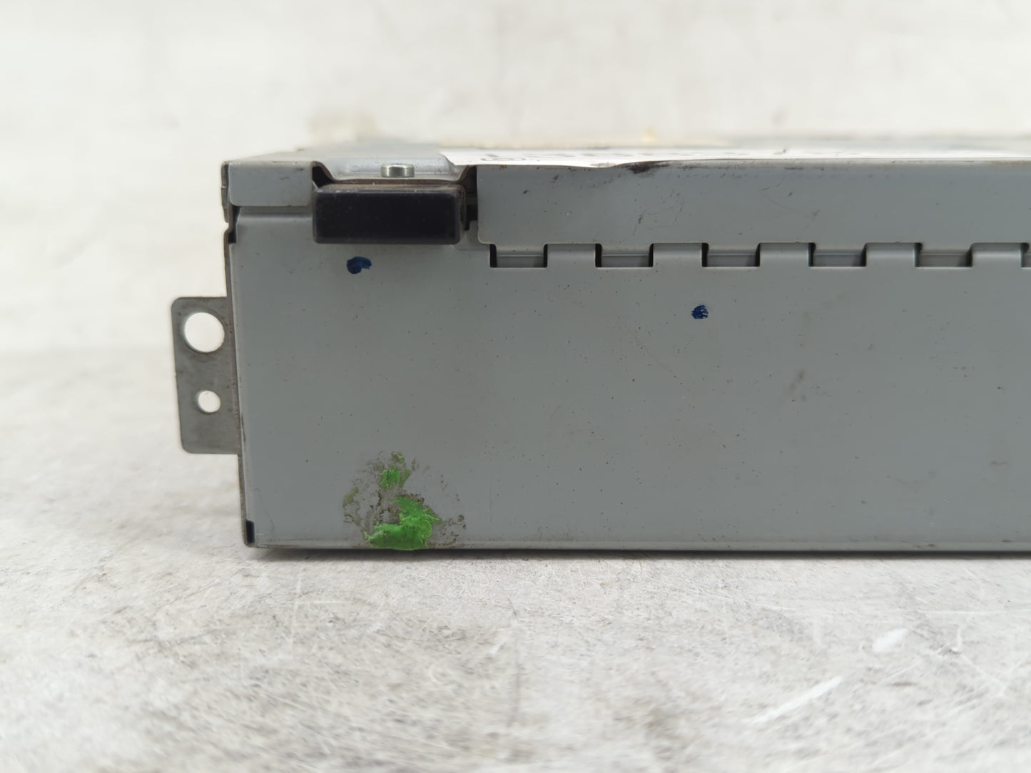 2016-2017 Jaguar Xf Radio AM FM Cd Player Receiver Replacement P/N:HX63-18K812-DB Fits Fits 2016 2017 2018 2019 OEM Used Aut