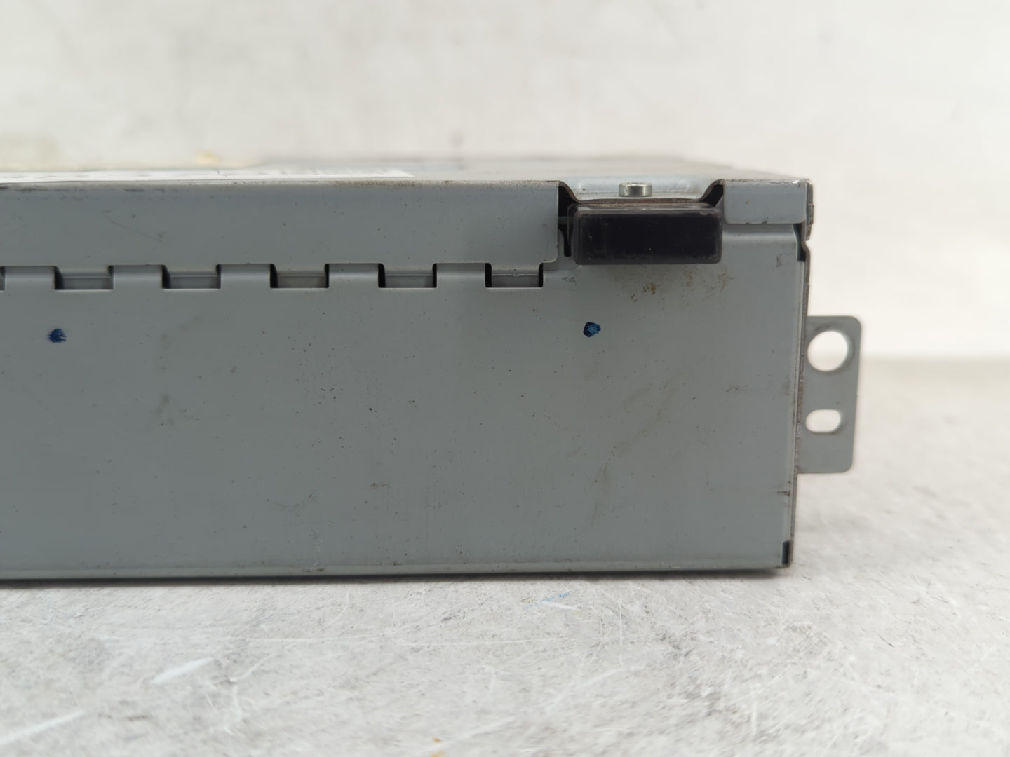 2016-2017 Jaguar Xf Radio AM FM Cd Player Receiver Replacement P/N:HX63-18K812-DB Fits Fits 2016 2017 2018 2019 OEM Used Aut
