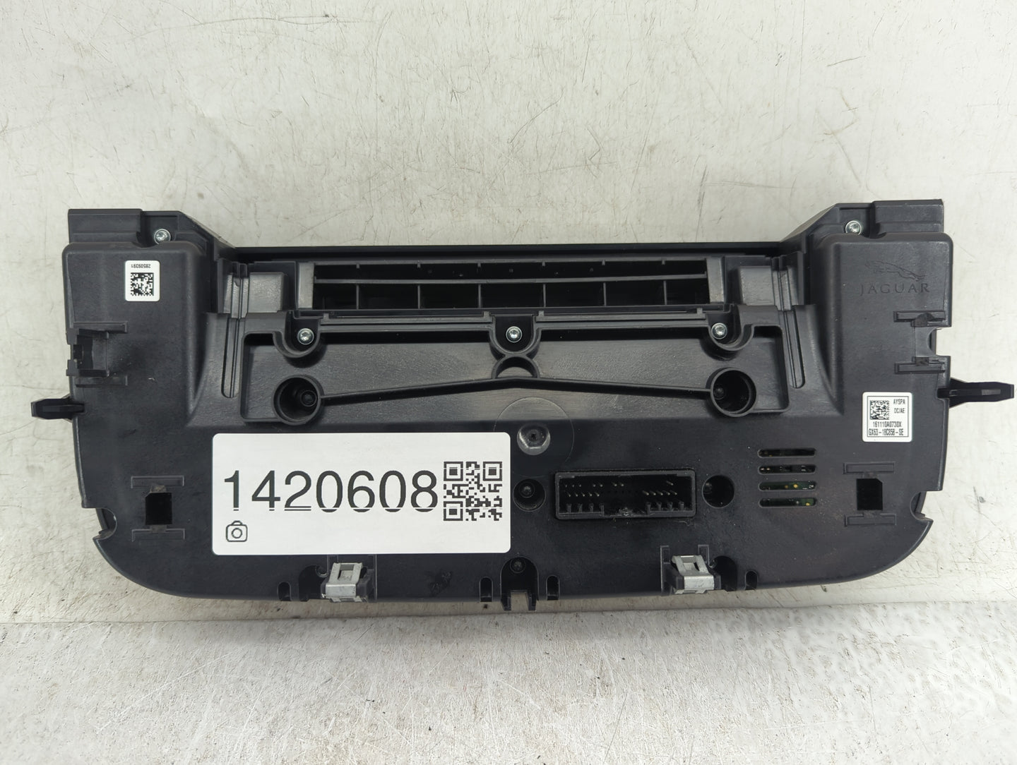 2016-2017 Jaguar Xf Climate Control Module Temperature AC/Heater Replacement P/N:GX63-18C858-SE GX6318C858SE Fits Fits 2016 