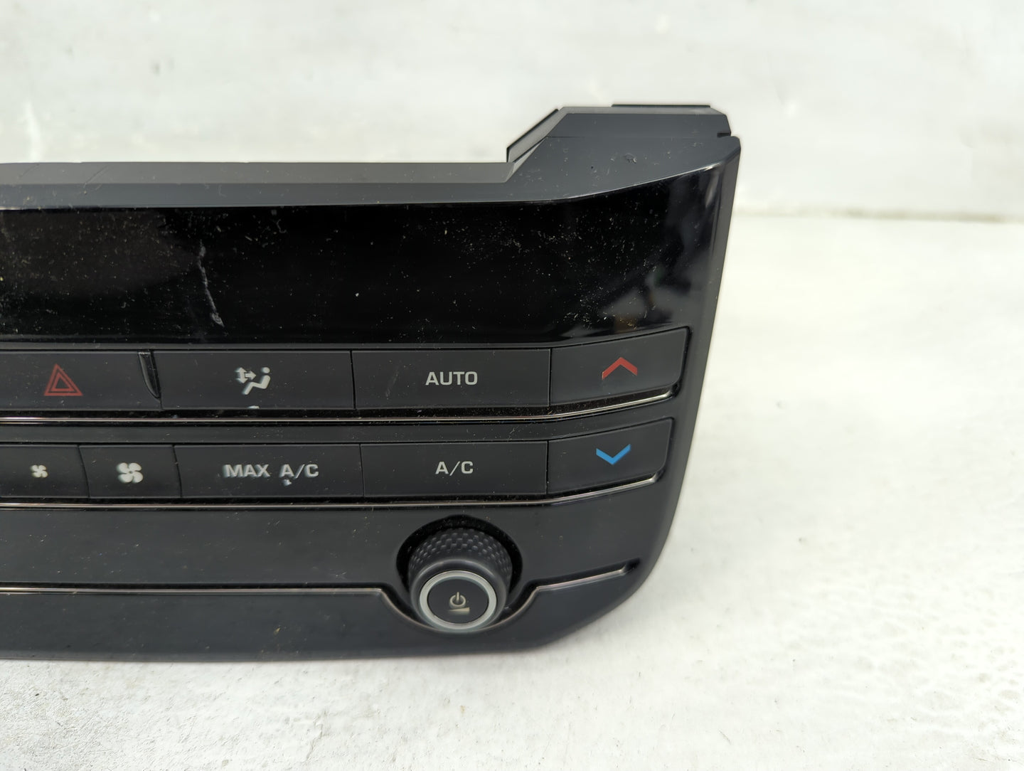 2017 Jaguar Xf Climate Control Module Temperature AC/Heater Replacement P/N:GX63-18C858-LE 160512A0567X Fits OEM Used Auto P