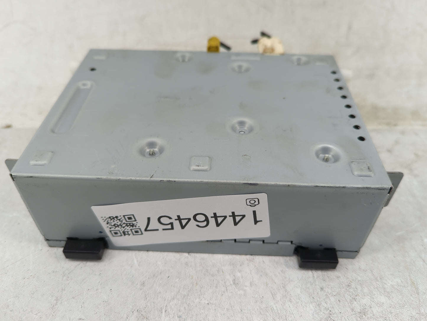 2016-2017 Jaguar Xf Radio AM FM Cd Player Receiver Replacement P/N:HX63-18K812-DB Fits Fits 2016 2017 2018 2019 OEM Used Aut