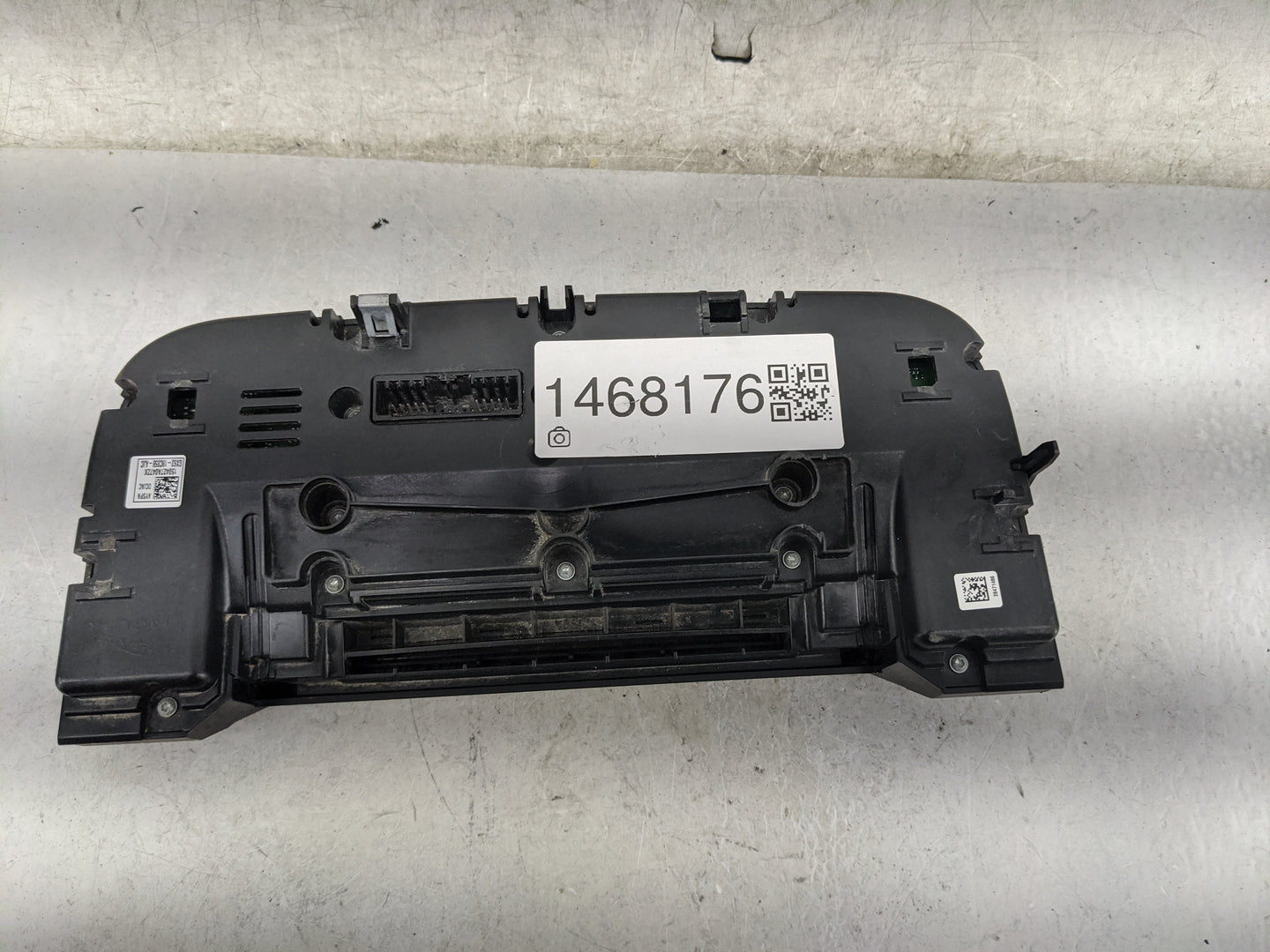 2017 Jaguar Xf Climate Control Module Temperature AC/Heater Replacement P/N:GX53-18C858-AJC 1504274Q472X Fits OEM Used Auto 