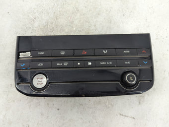 compare product 2016-2017 Jaguar Xf Climate Control Module Temperature AC/Heater Replacement P/N:GX63-18C858-LD 150915A0747X Fits Fits 2016 2017 OEM Used Auto Parts
