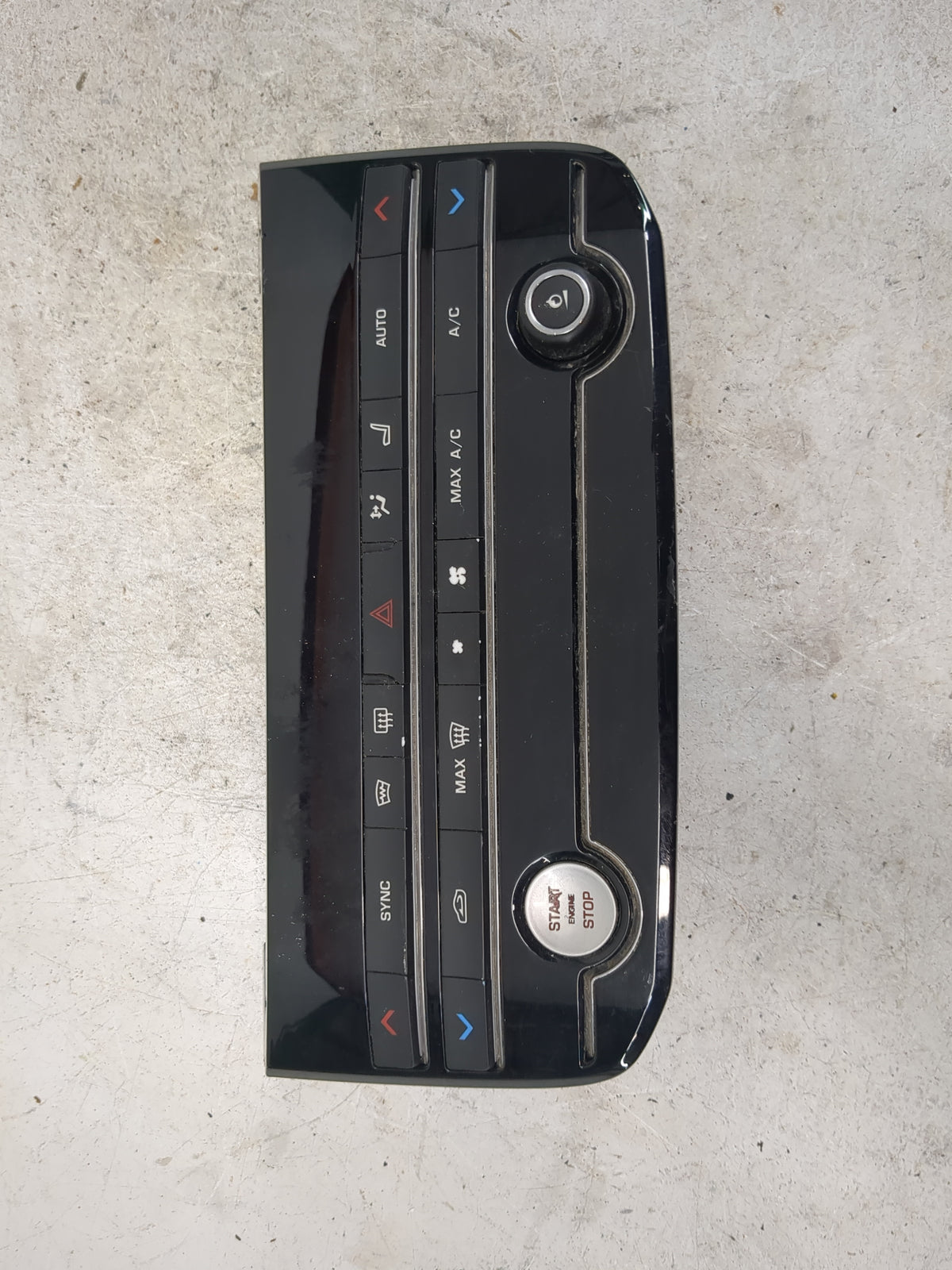 2016-2017 Jaguar Xf Climate Control Module Temperature AC/Heater Replacement P/N:GX63-18C858-SD 160318A1316X Fits Fits 2016 