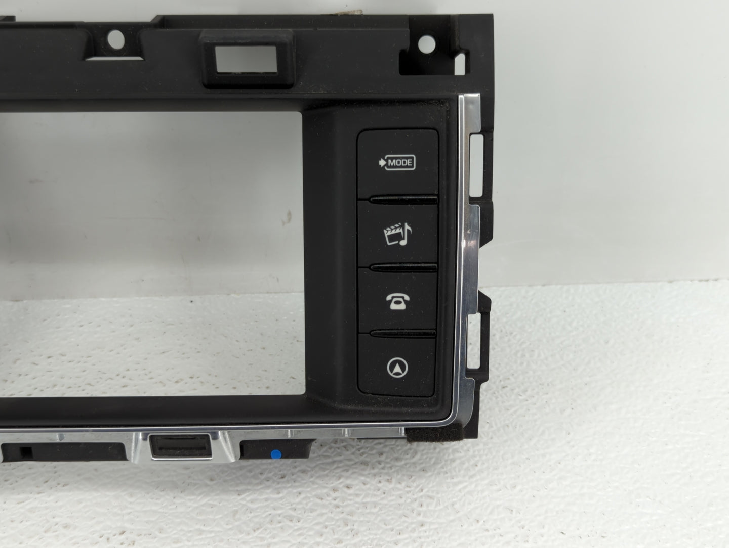 2016-2017 Jaguar Xf Radio Control Panel - Oemusedautoparts1.com