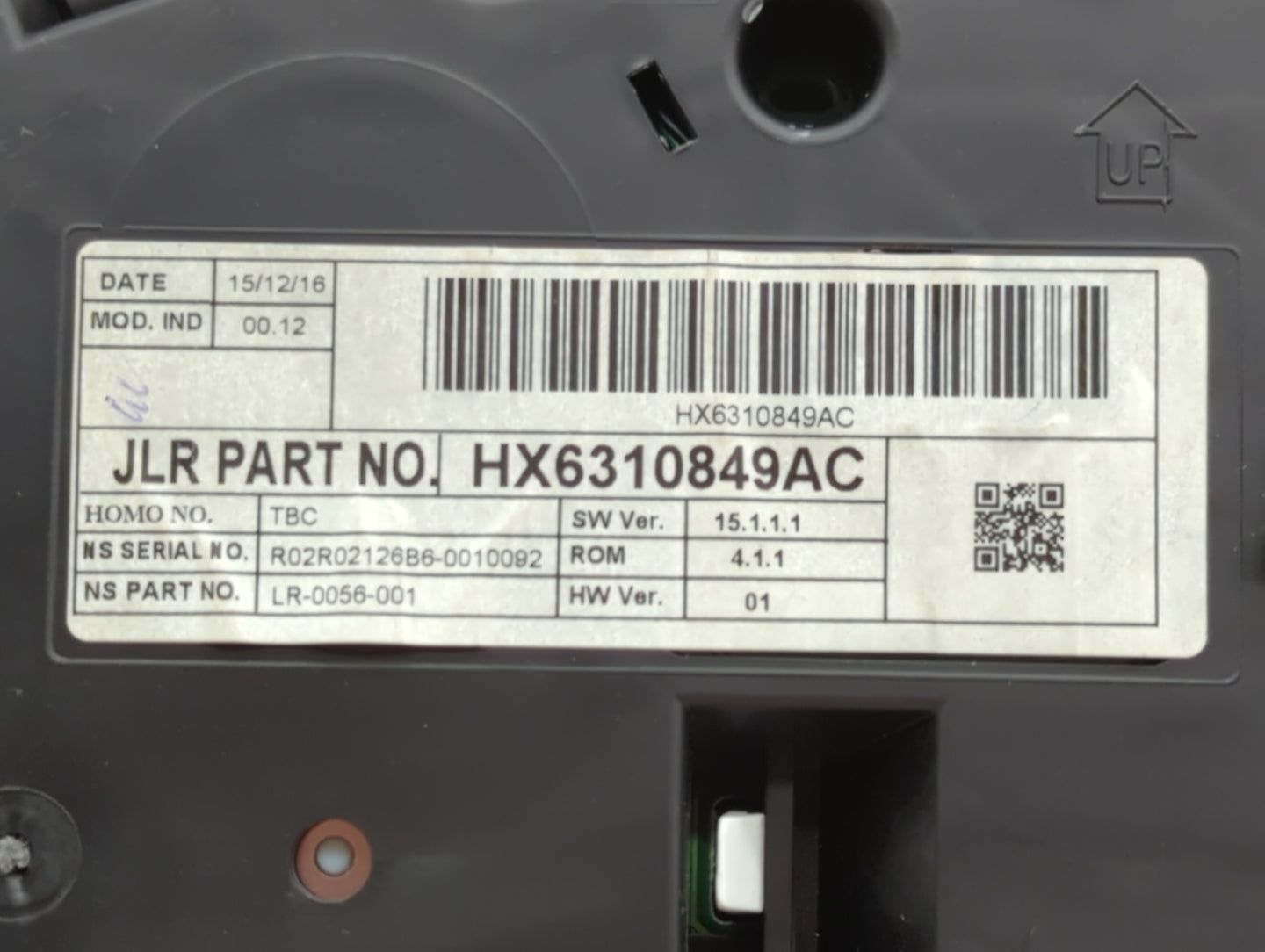 2016-2017 Jaguar Xf Instrument Cluster Speedometer Gauges P/N:6310849AC Fits Fits 2016 2017 OEM Used Auto Parts - Oemusedaut