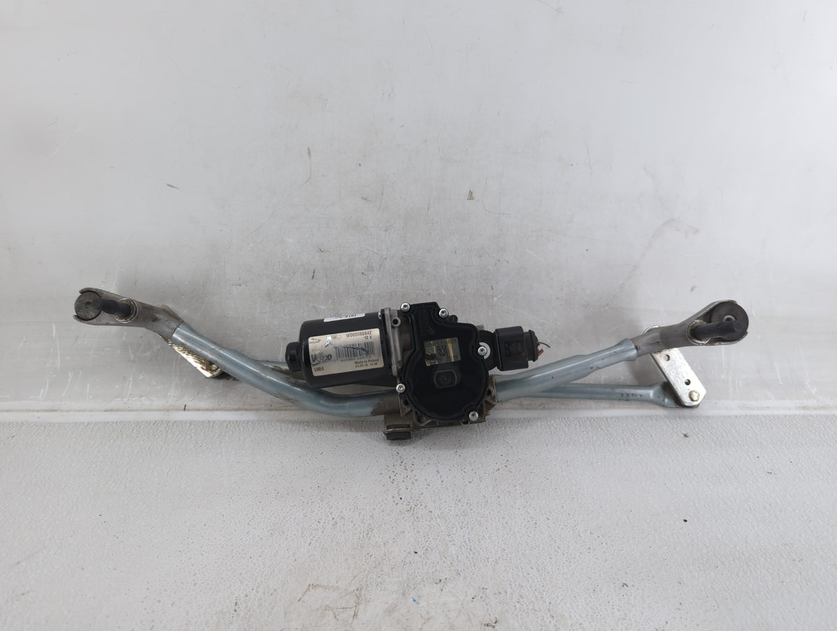 2017 Jaguar Xf Front Windshield Wiper Motor P/N:W000060842 Fits OEM Used Auto Parts - Oemusedautoparts1.com