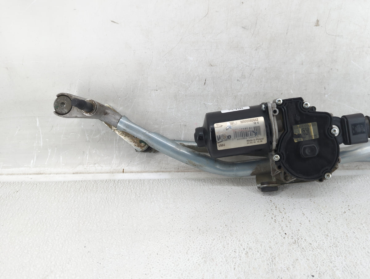 2017 Jaguar Xf Front Windshield Wiper Motor P/N:W000060842 Fits OEM Used Auto Parts - Oemusedautoparts1.com