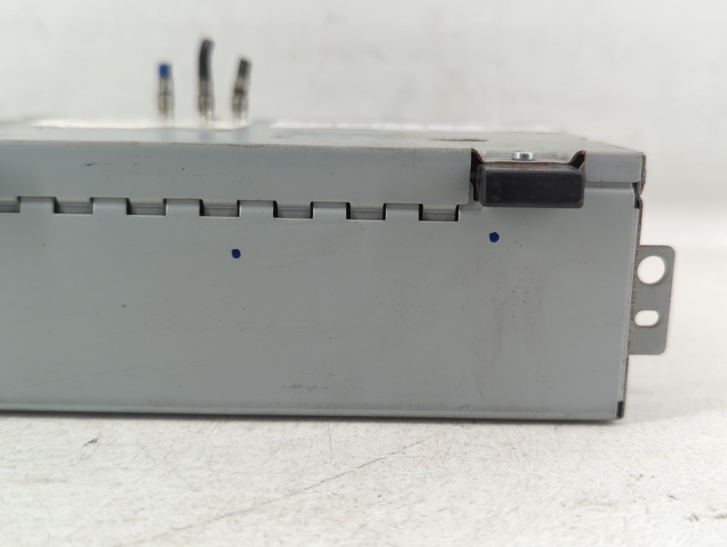 2016-2017 Jaguar Xf Am Fm Cd Player Radio Receiver - Oemusedautoparts1.com