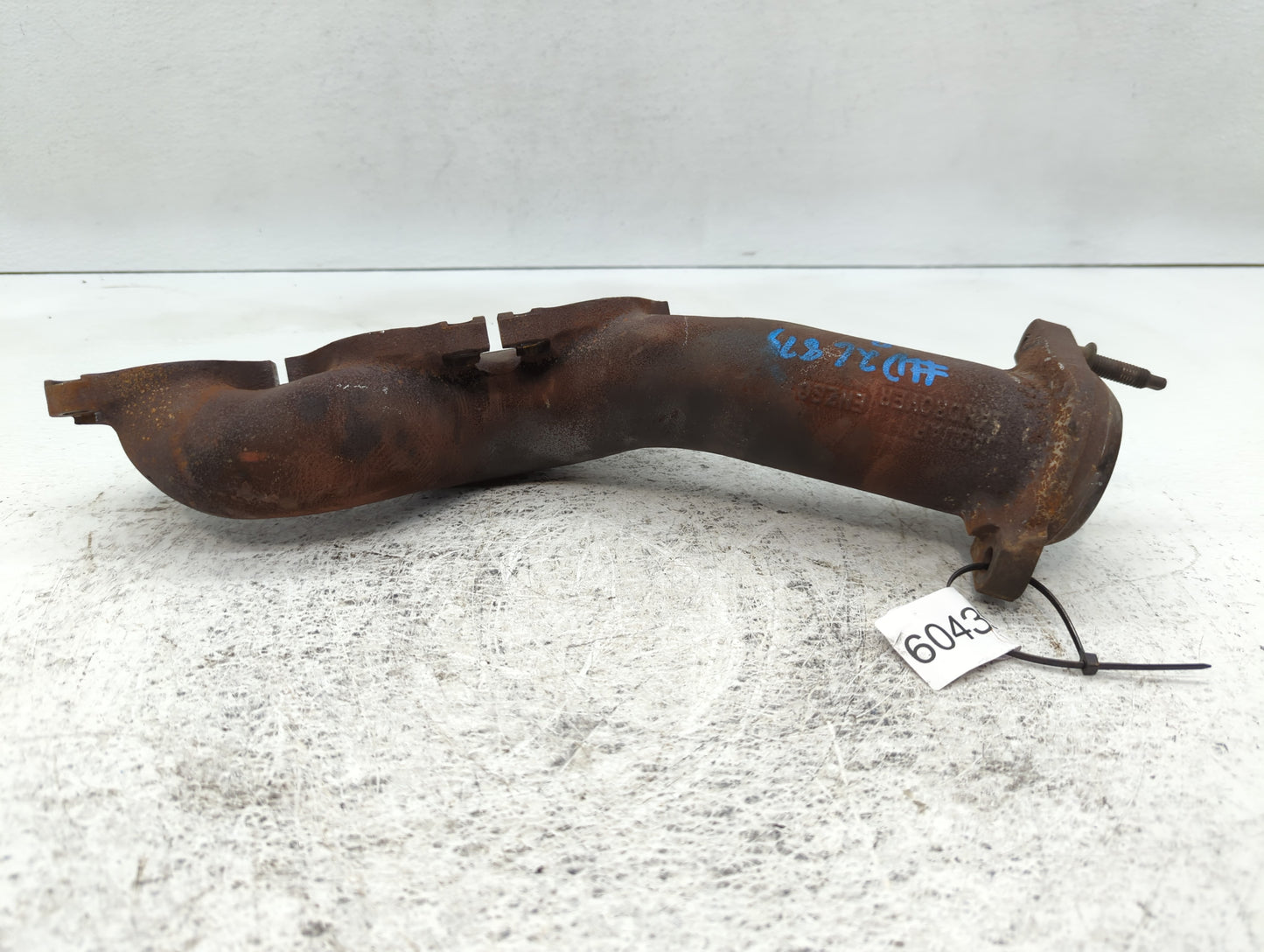 2013-2019 Jaguar Xf Turbocharger Exhaust Manifold With Turbo Charger - Oemusedautoparts1.com