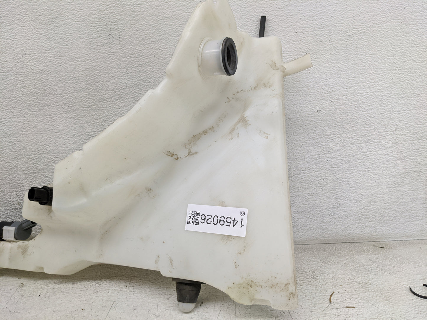 2010-2019 Jaguar Xj Windshield Washer Fluid Reservoir Bottle Oem 1459026 - Oemusedautoparts1.com