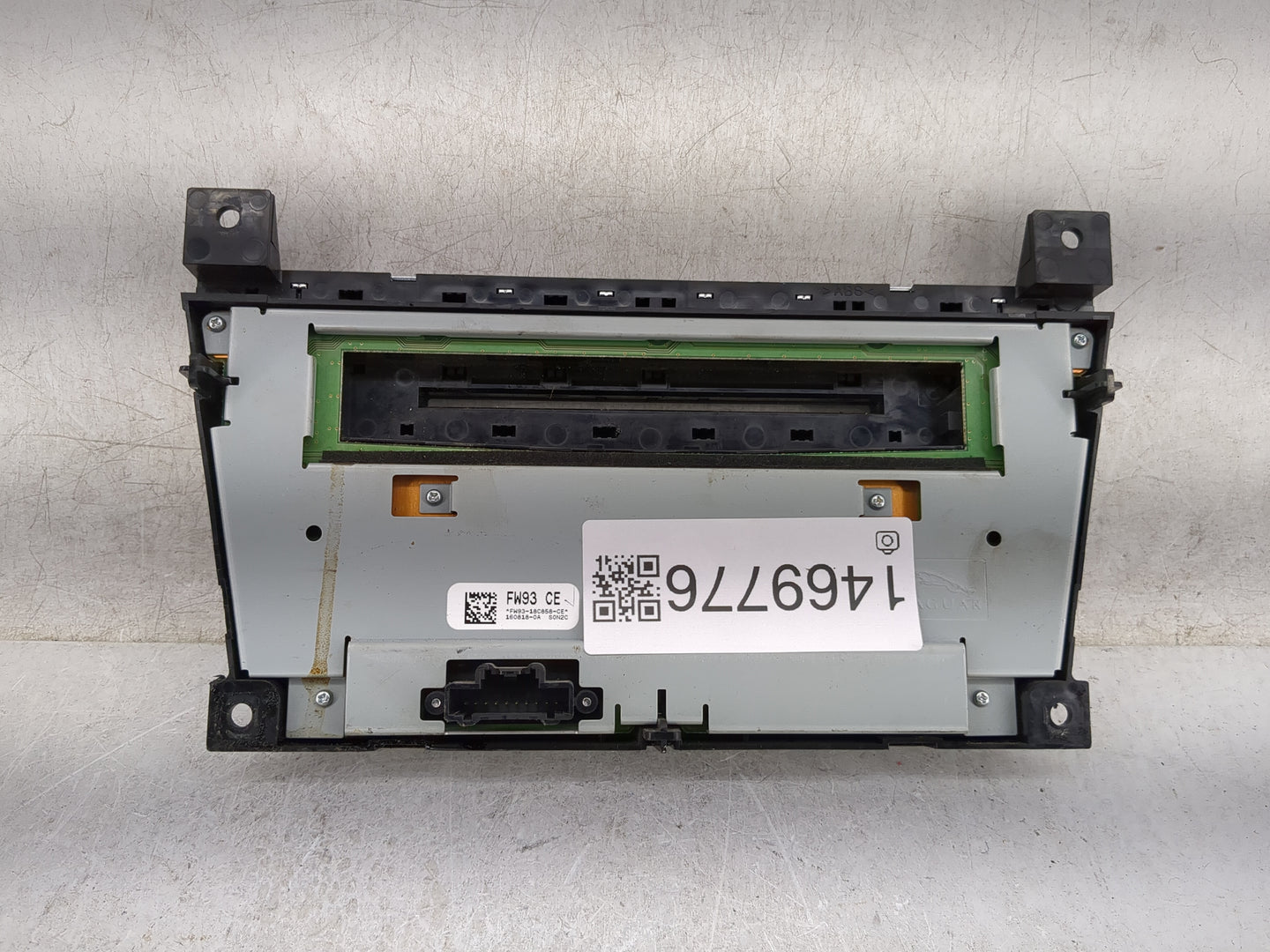 2016-2017 Jaguar Xj Climate Control Module Temperature AC/Heater Replacement P/N:FW93-18C858-CE Fits Fits 2016 2017 OEM Used