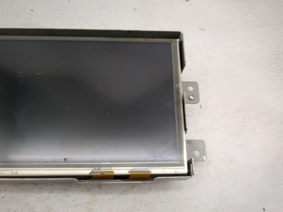 2015-2017 Jaguar Xj Information Radio Display Screen 1475404 - Oemusedautoparts1.com