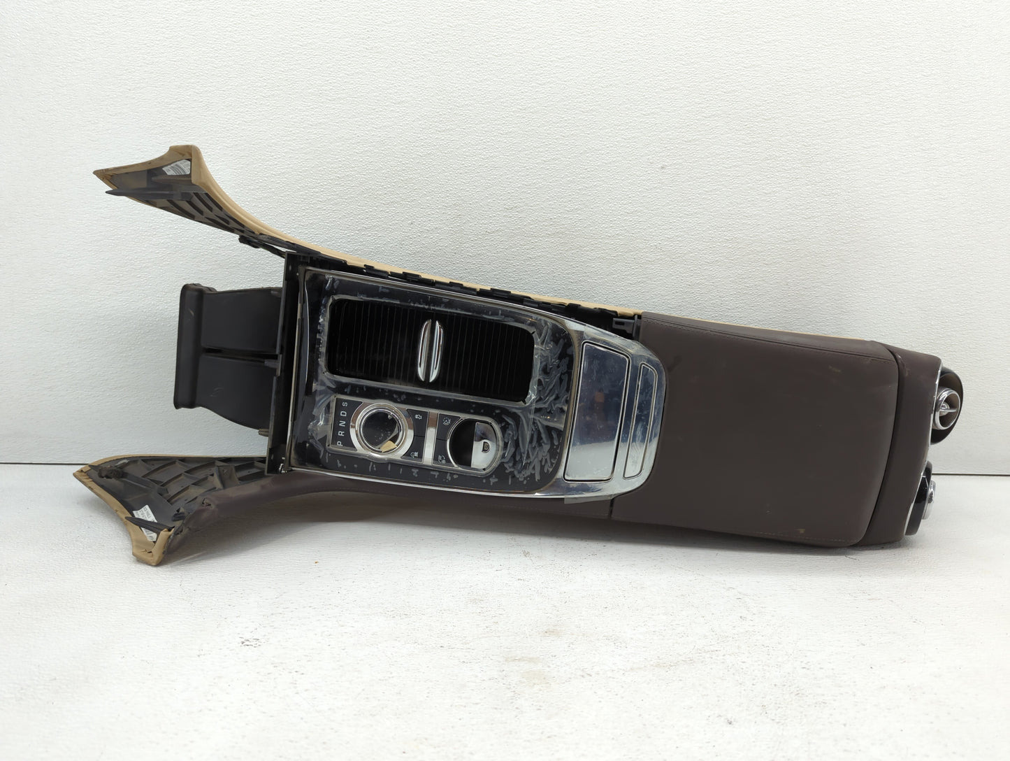 2017 Jaguar Xj Center Floor Console P/N:FW93-18D687-DE Fits OEM Used Auto Parts - Oemusedautoparts1.com