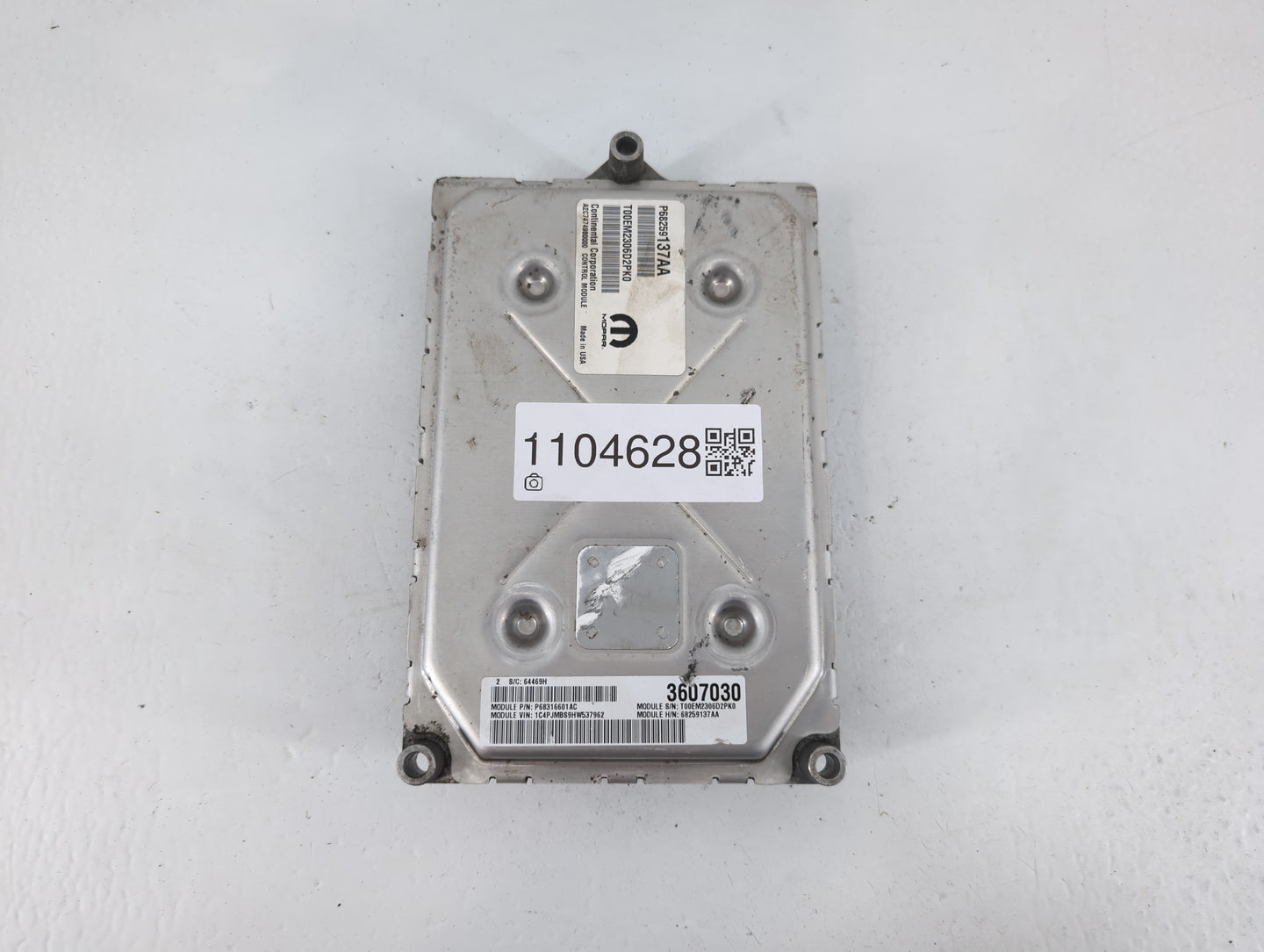 2016-2017 Jeep Cherokee PCM Engine Control Computer ECU ECM PCU OEM P/N:P68259137AA Fits Fits 2016 2017 OEM Used Auto Parts 
