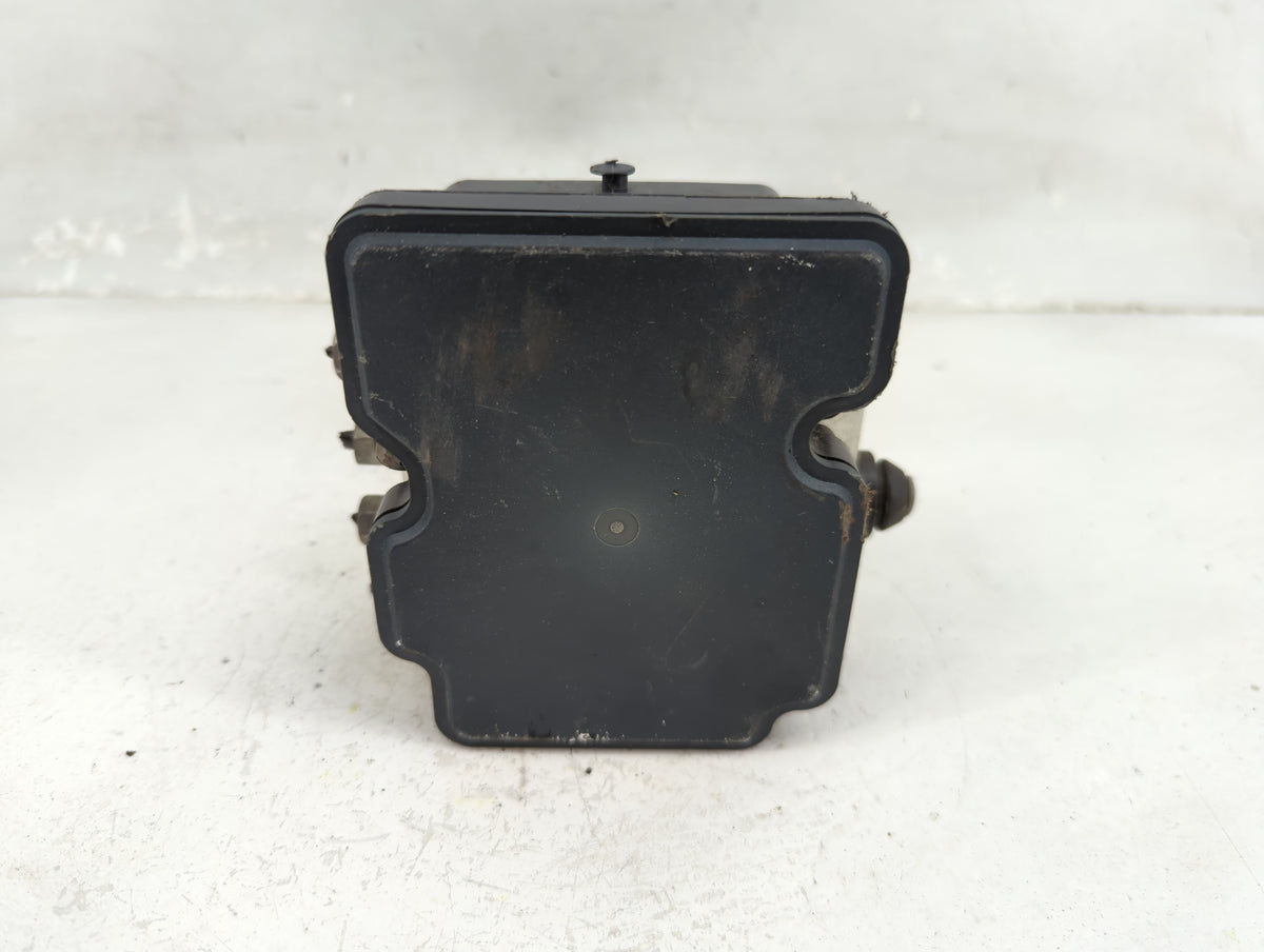 2017 Jeep Cherokee Anti-Lock Brake ABS Pump Module Actuator OEM P/N:P68293541AB Fits OEM Used Auto Parts - Oemusedautoparts1