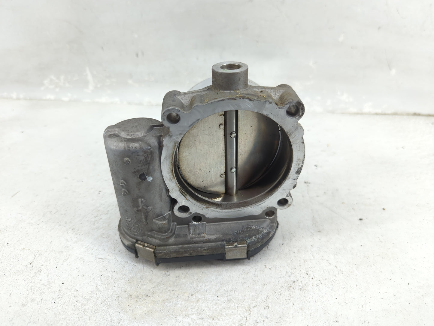 2014-2022 Jeep Cherokee Throttle Body Fits Fits 2011 2012 2013 2014 2015 2016 2017 2018 2019 2020 2021 2022 OEM Used Auto Pa