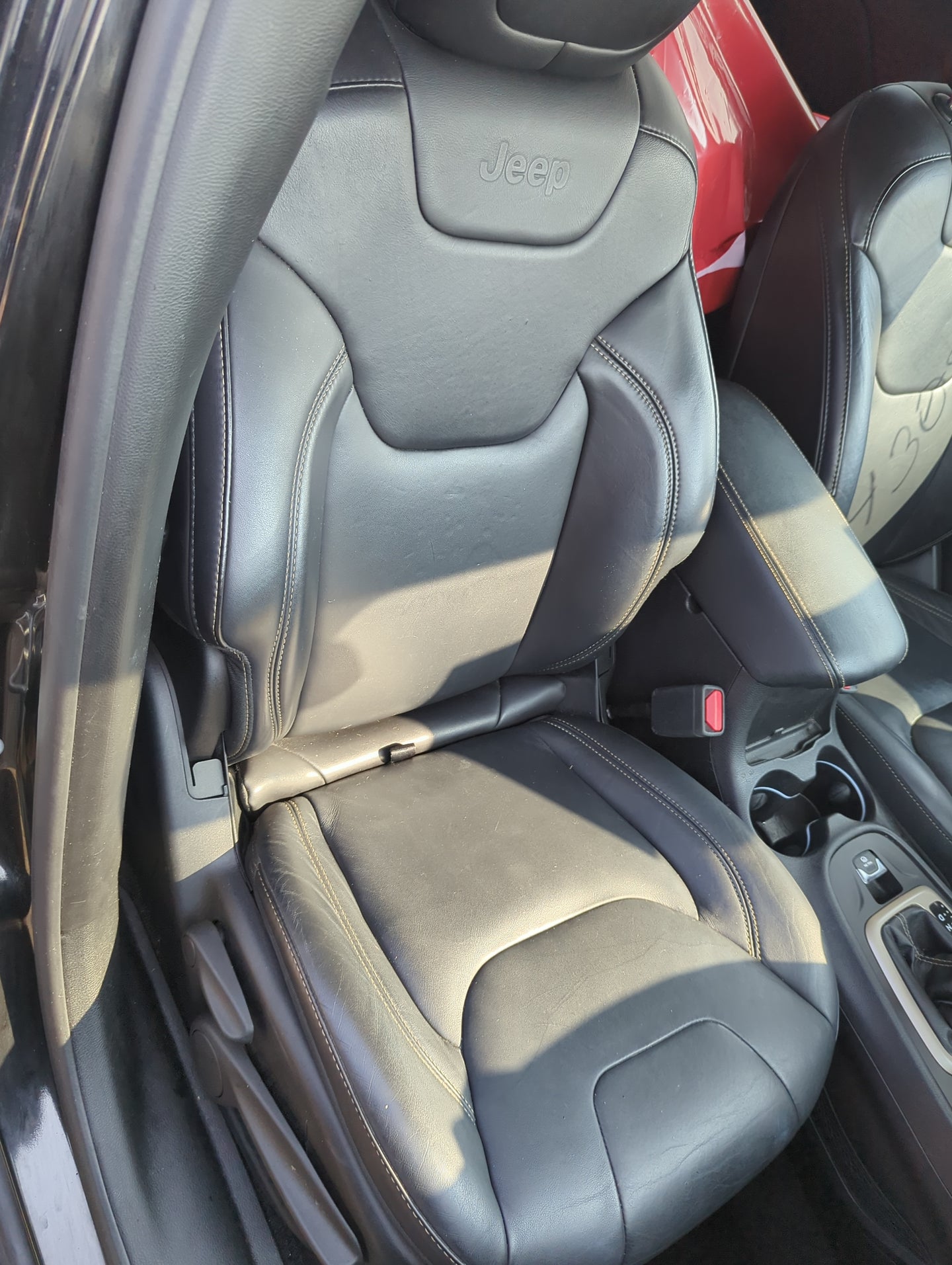 2015-2022 Jeep Cherokee Passenger Front Seat Oem - Oemusedautoparts1.com