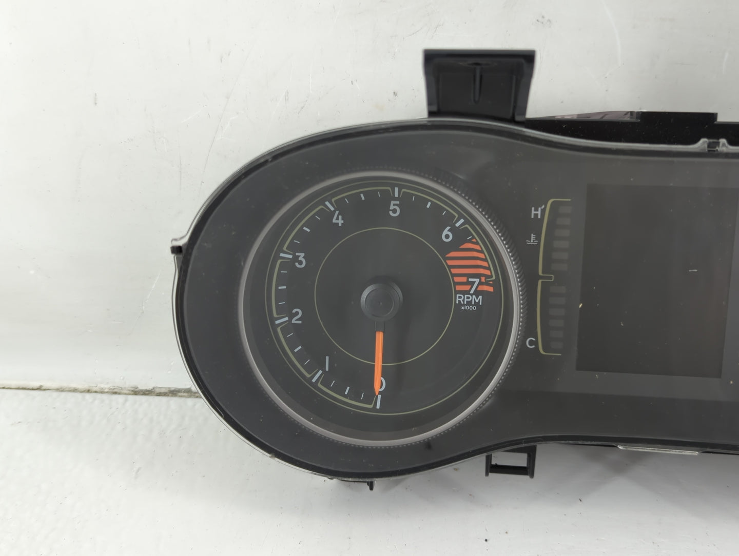 2017-2018 Jeep Cherokee Instrument Cluster Speedometer Gauges P/N:P68309005AD Fits Fits 2017 2018 OEM Used Auto Parts - Oemu