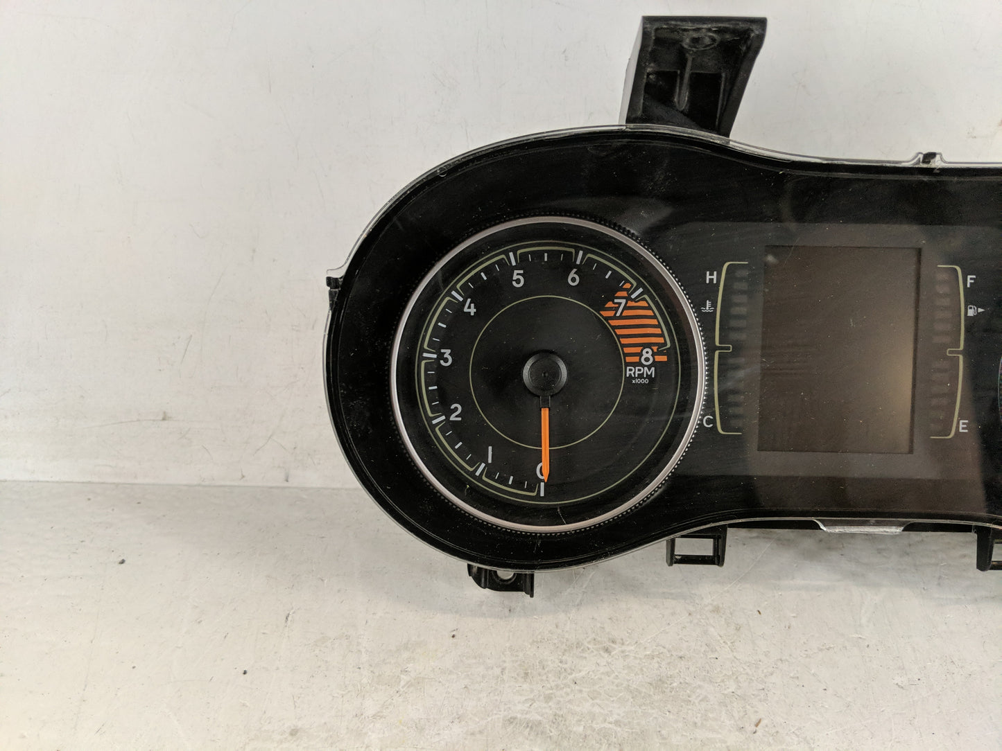 2017-2018 Jeep Cherokee Instrument Cluster Speedometer Gauges P/N:P68309018AC Fits Fits 2017 2018 OEM Used Auto Parts - Oemu