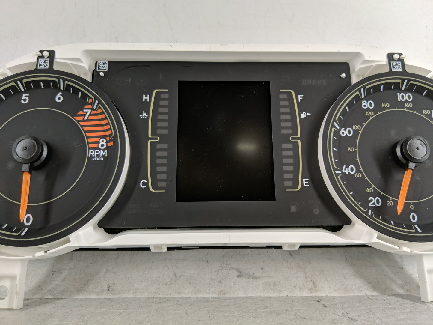 2017-2018 Jeep Cherokee Instrument Cluster Speedometer Gauges P/N:A2C80949600 P68309018AD Fits Fits 2017 2018 OEM Used Auto 