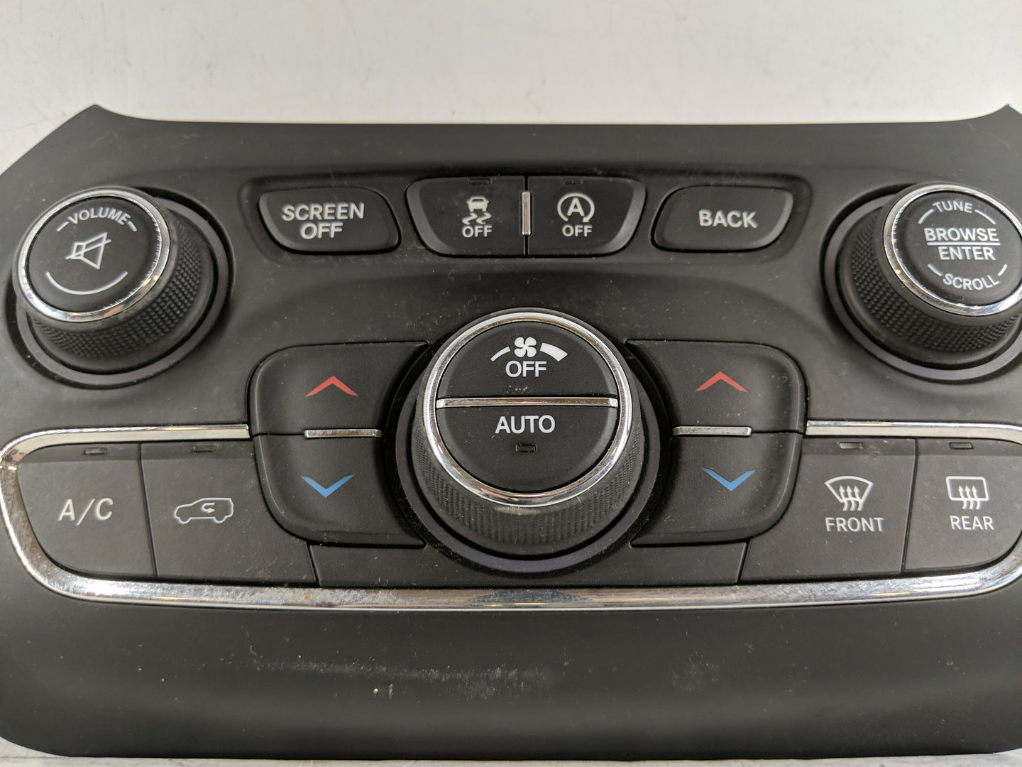 2015-2018 Jeep Cherokee Climate Control Module Temperature AC/Heater Replacement P/N:68293527AC Fits Fits 2015 2016 2017 201