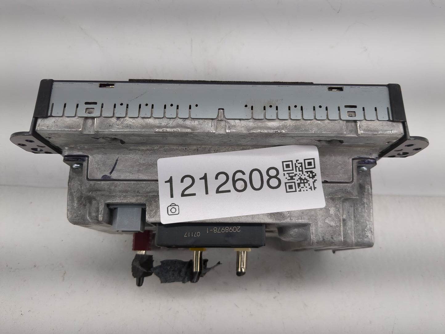 2017 Jeep Cherokee Information Display Screen 1212608 - Oemusedautoparts1.com