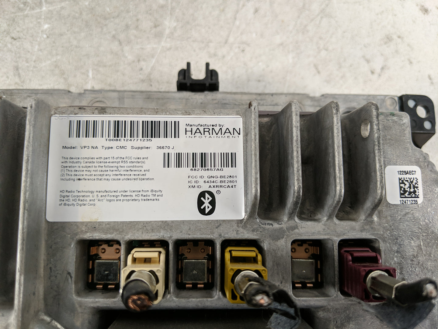 2017 Jeep Cherokee Information Display Screen - Oemusedautoparts1.com