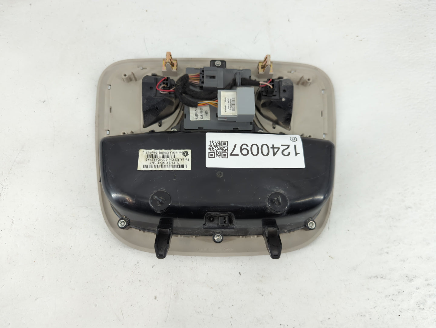 2017 Jeep Cherokee Overhead Roof Console - Oemusedautoparts1.com