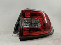 2014-2018 Jeep Cherokee Tail Light Assembly Passenger Right OEM P/N:68102906AF Fits Fits 2014 2015 2016 2017 2018 OEM Used A