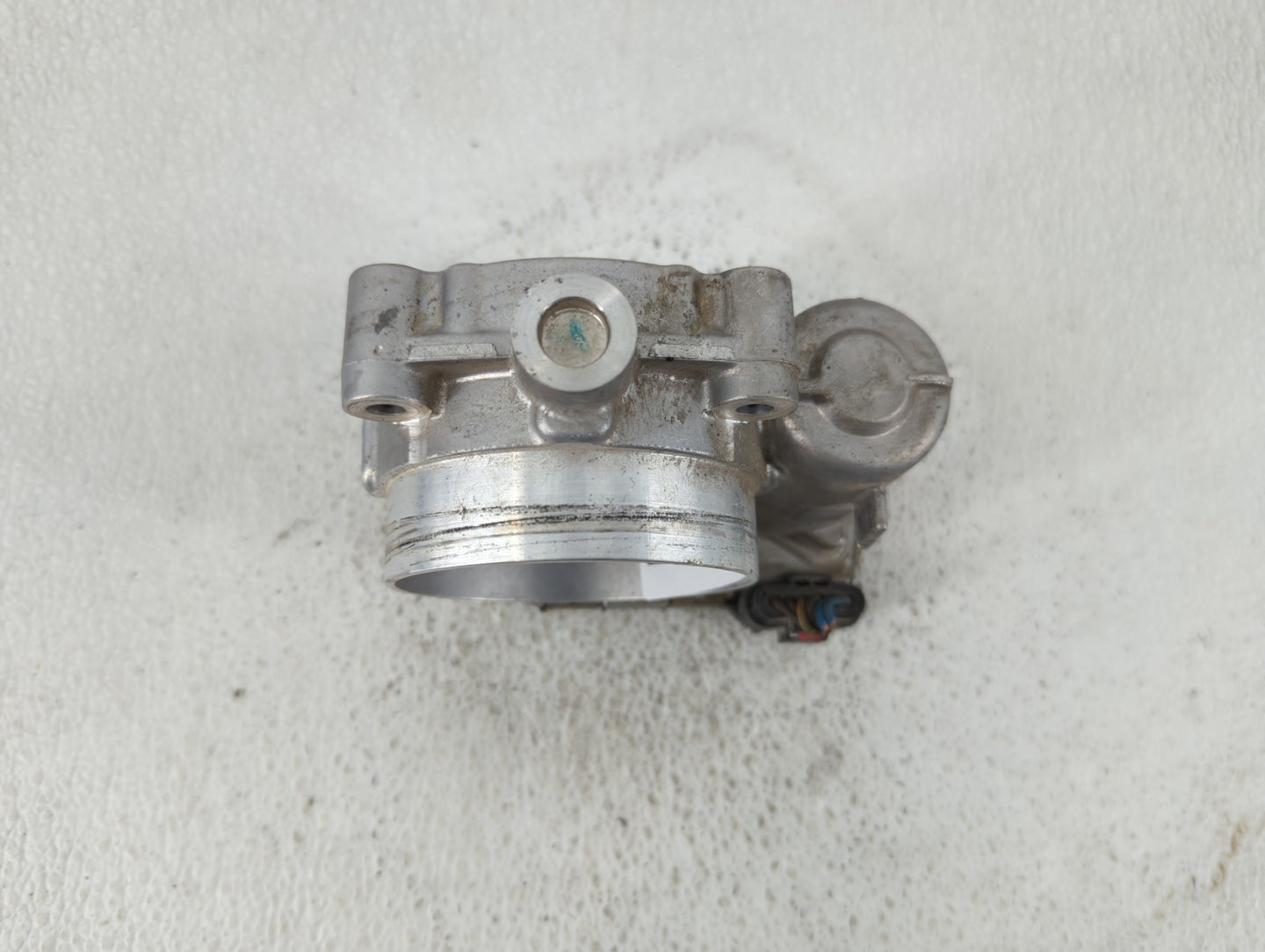 2014-2022 Jeep Cherokee Throttle Body P/N:0 280 750 570 05184349AC Fits OEM Used Auto Parts - Oemusedautoparts1.com