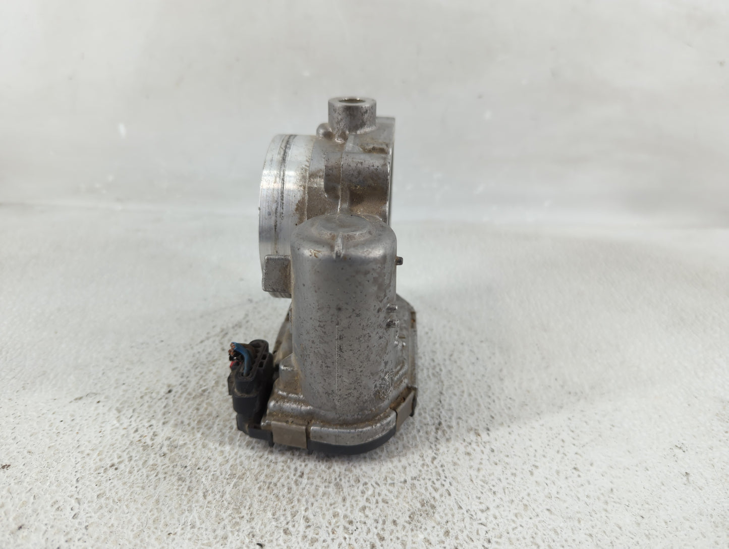 2014-2022 Jeep Cherokee Throttle Body P/N:0 280 750 570 05184349AC Fits OEM Used Auto Parts - Oemusedautoparts1.com