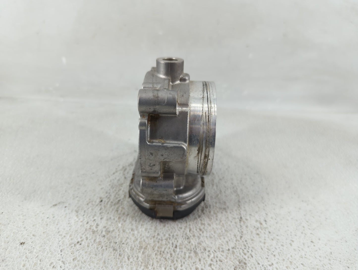 2014-2022 Jeep Cherokee Throttle Body P/N:0 280 750 570 05184349AC Fits OEM Used Auto Parts - Oemusedautoparts1.com