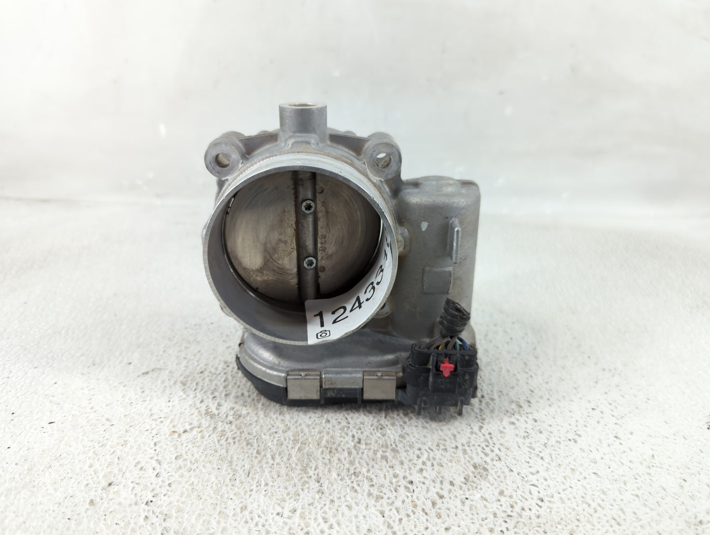 2014-2022 Jeep Cherokee Throttle Body P/N:0 280 750 570 05184349AC Fits OEM Used Auto Parts - Oemusedautoparts1.com