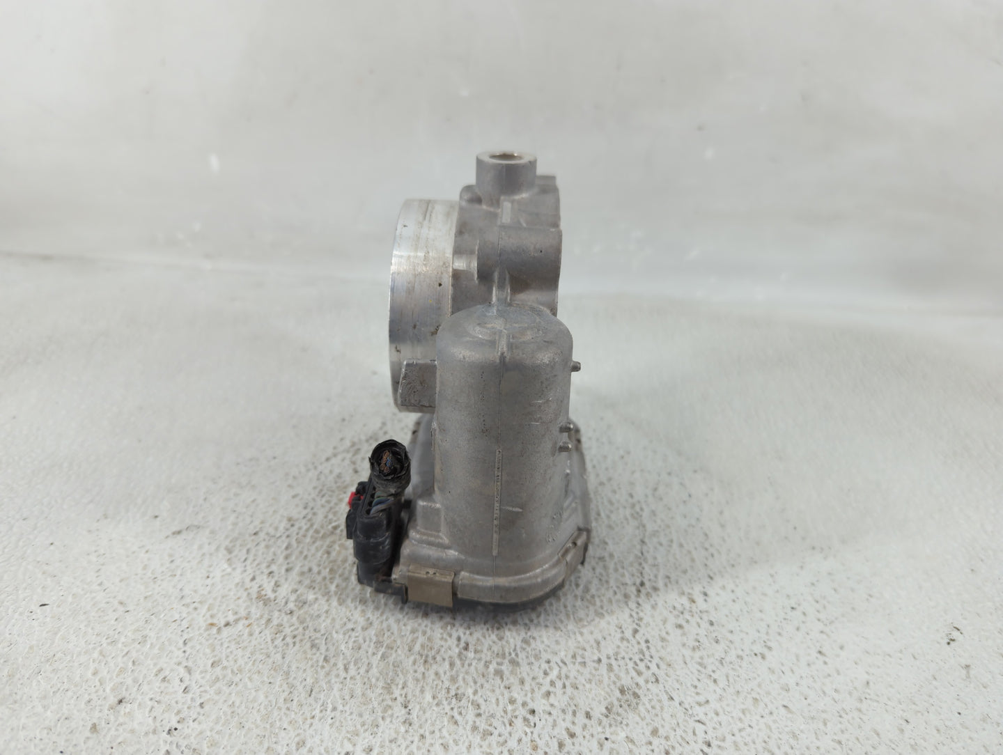 2014-2022 Jeep Cherokee Throttle Body P/N:0 280 750 570 05184349AC Fits OEM Used Auto Parts - Oemusedautoparts1.com